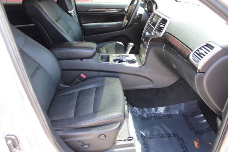 2012 Jeep Grand Cherokee Laredo