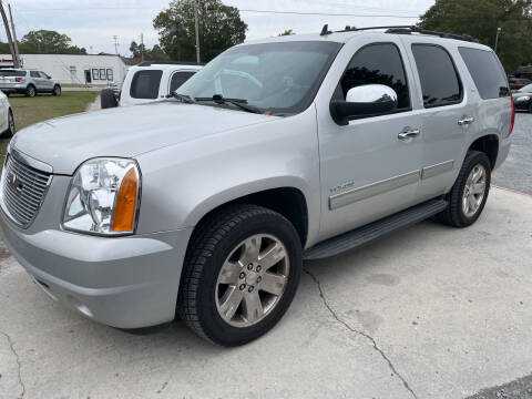 2010 GMC Yukon for sale at LAURINBURG AUTO SALES in Laurinburg NC
