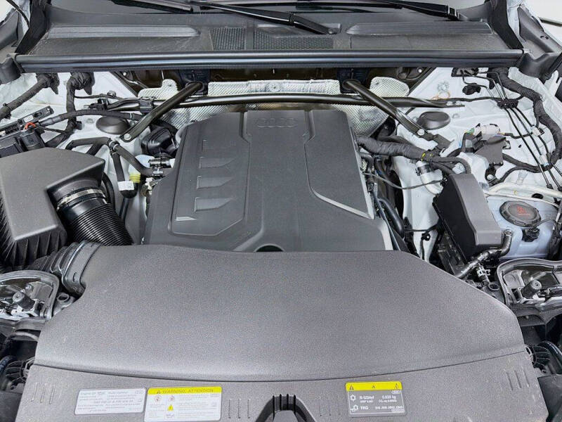 2026 Audi Q5 quattro Premium Plus TFSI