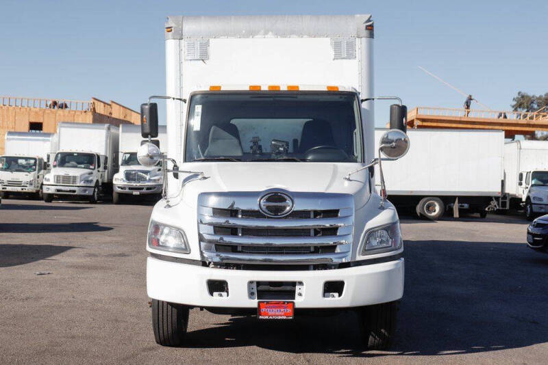 2016 Hino 338