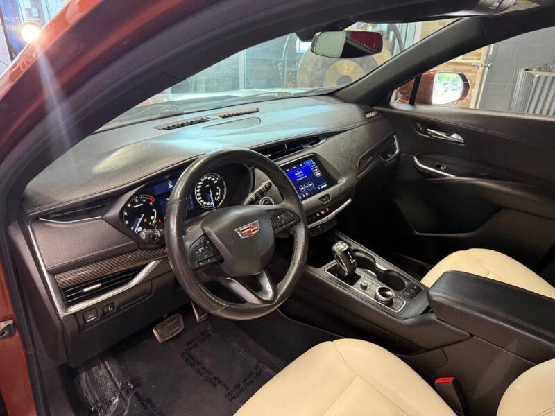2019 Cadillac XT4 Sport