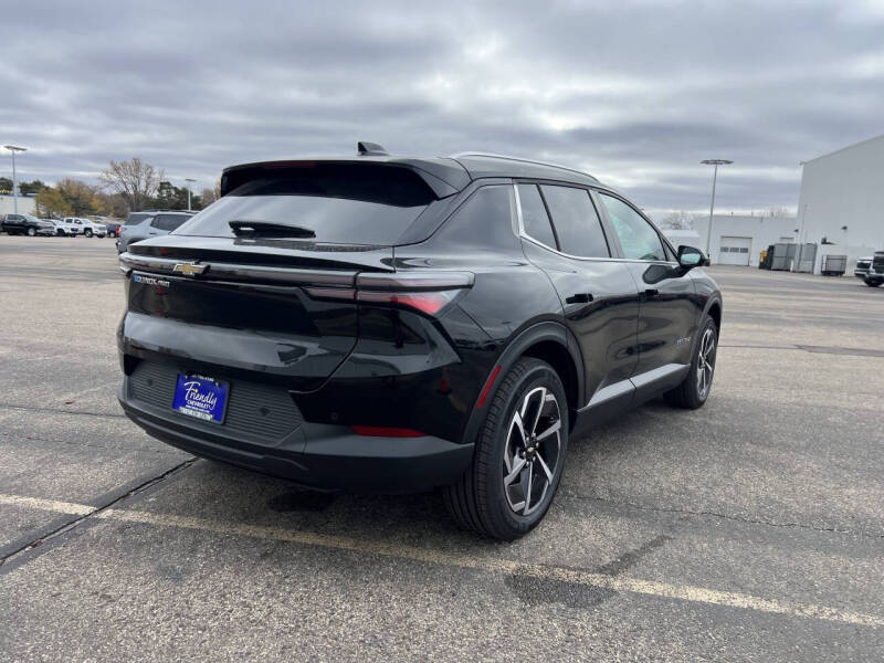 2026 Chevrolet Equinox EV LT 2