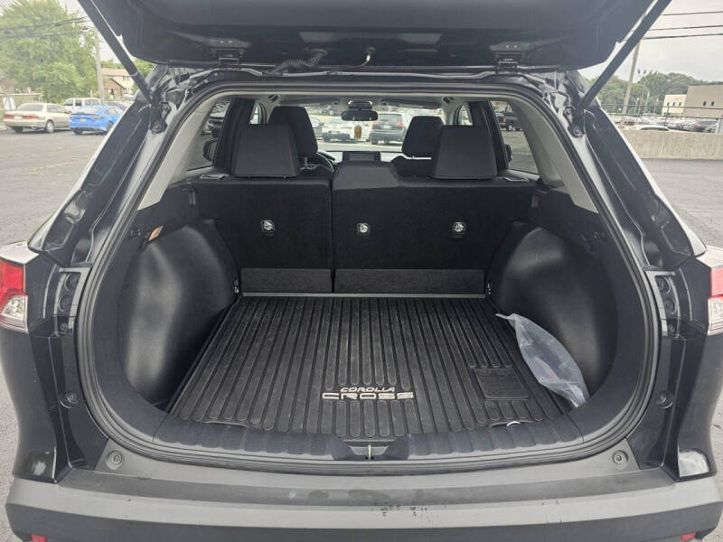 2022 Toyota Corolla Cross LE