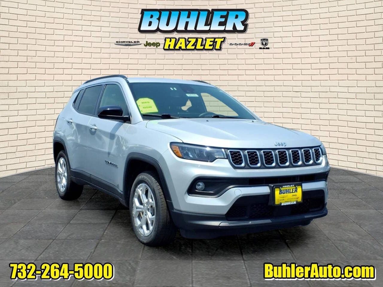 Silver Zynith Metallic Clearcoat 2024 Jeep Compass Latitude 4x4 Latitude 4dr SUV 1