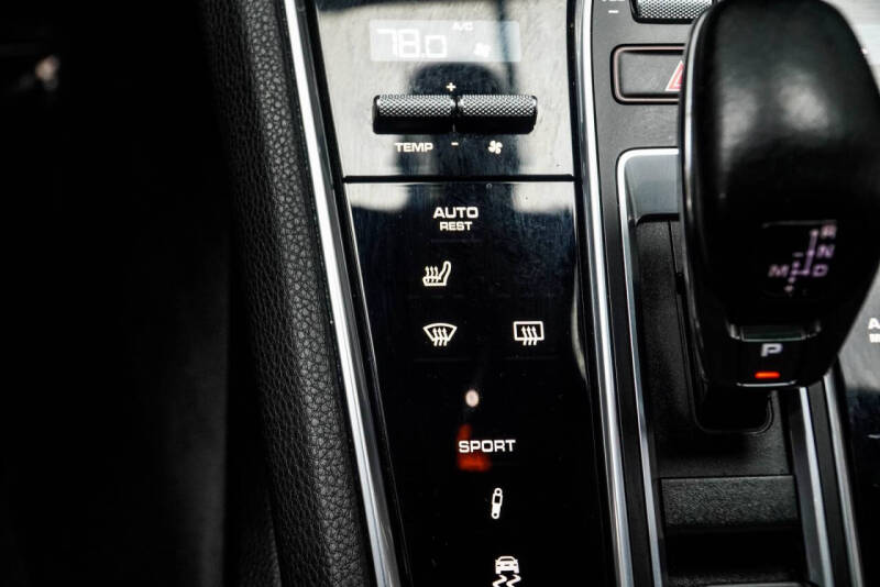 2021 Porsche Panamera 4