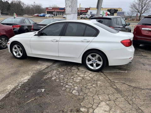 2013 BMW 3 Series for sale at Amigos Auto Sales Inc in Waukegan IL