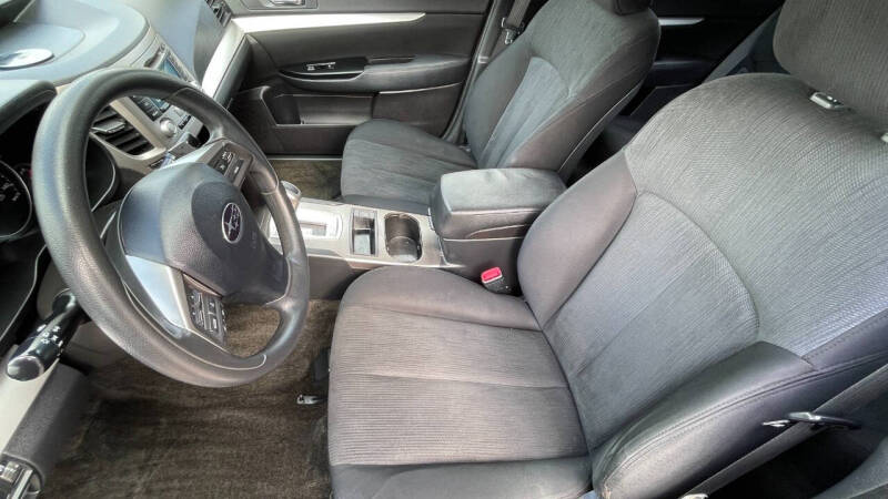 2013 Subaru Outback 2.5i