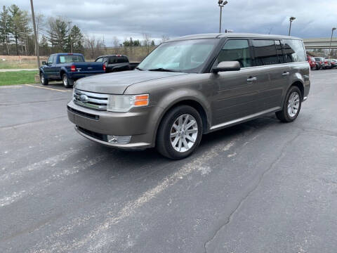 2012 Ford Flex for sale at Hilltop Auto in Clare MI