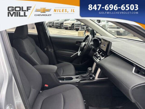 2025 Toyota Corolla Cross LE