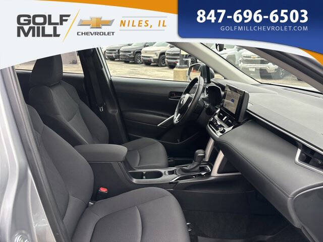 2025 Toyota Corolla Cross LE