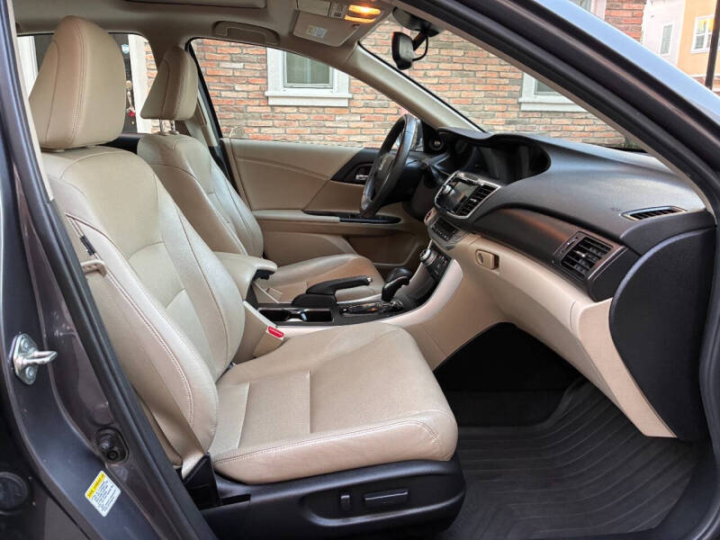 2015 Honda Accord Hybrid Touring