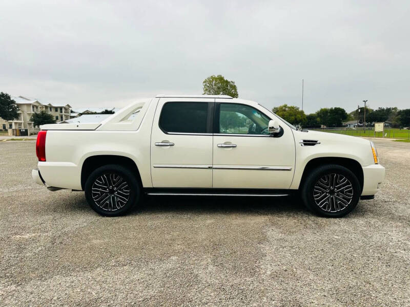 2010 Cadillac Escalade EXT