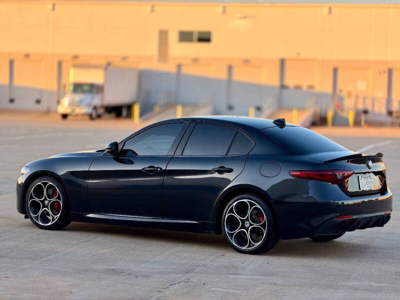 2023 Alfa Romeo Giulia Veloce