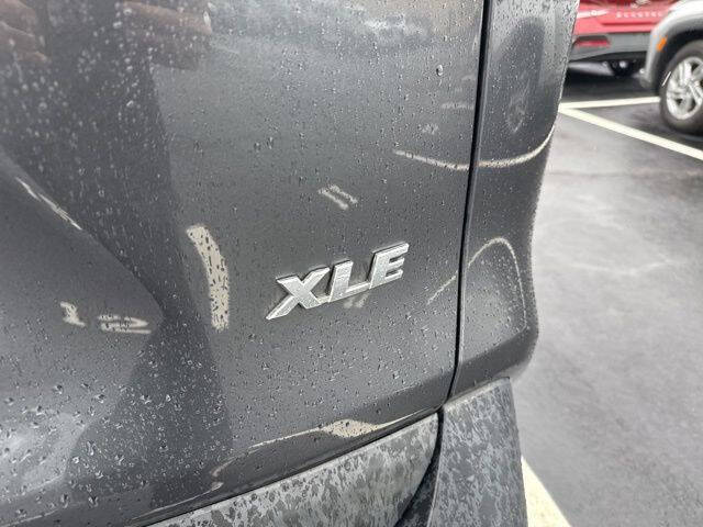 2020 Toyota RAV4 XLE