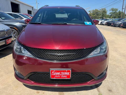 2018 Chrysler Pacifica Touring L Plus