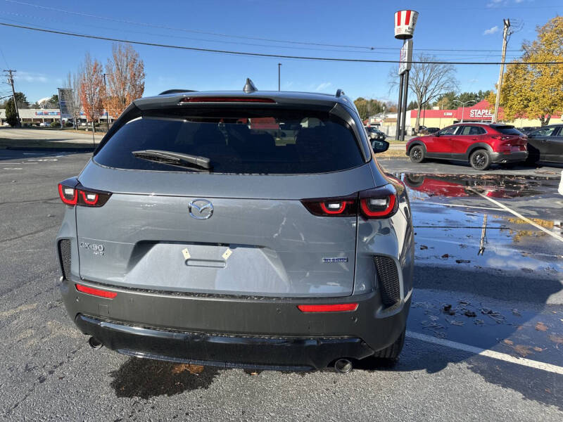 2026 Mazda CX-50 Hybrid Premium