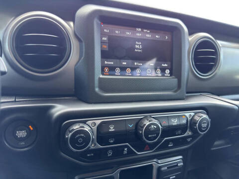 2023 Jeep Gladiator