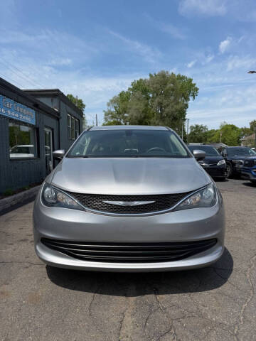 2017 Chrysler Pacifica LX