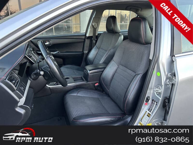 2016 Toyota Camry SE