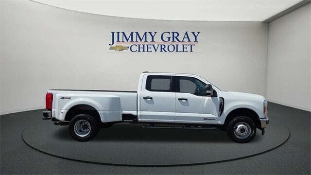 2024 Ford F-350 Super Duty XLT