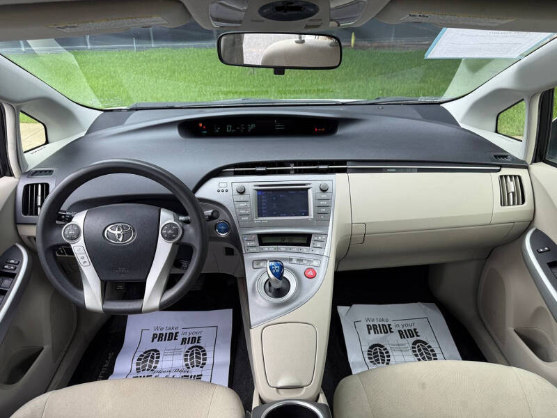 2014 Toyota Prius Three