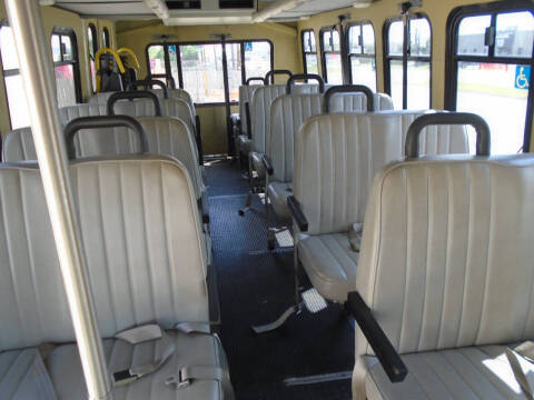 2000 Ford E-Series E-450 SD