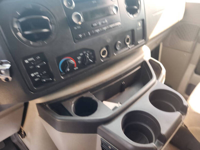 2010 Ford E-Series E-350 SD XL