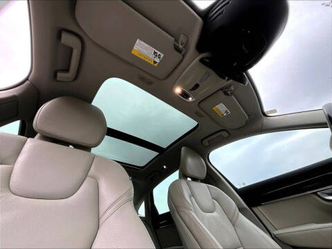 2018 Volvo S90 T5 Momentum