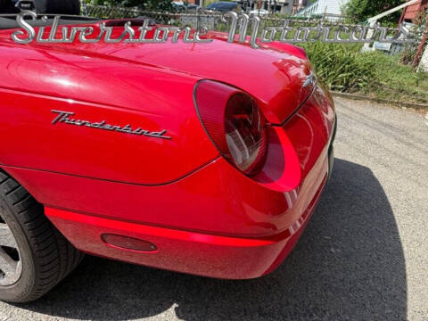 2002 Ford Thunderbird Deluxe