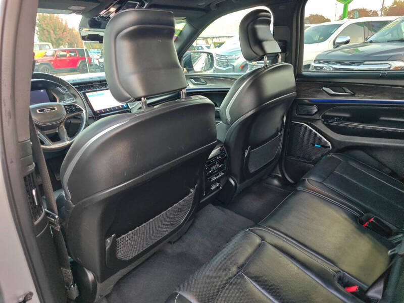 2022 Jeep Grand Cherokee L Overland