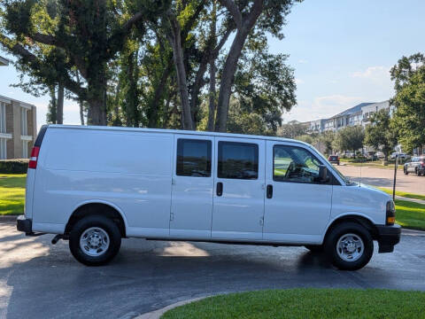 2023 Chevrolet Express 2500
