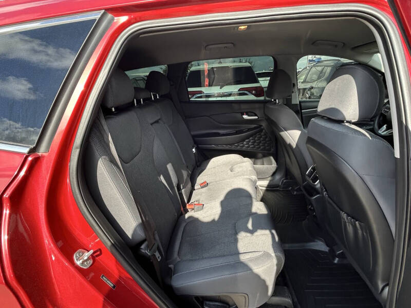 2019 Hyundai Santa Fe SE 2.4L