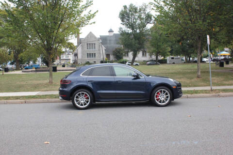 2015 Porsche Macan Turbo