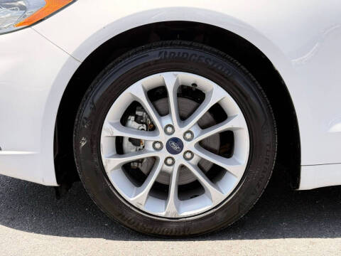 2019 Ford Fusion Hybrid SE