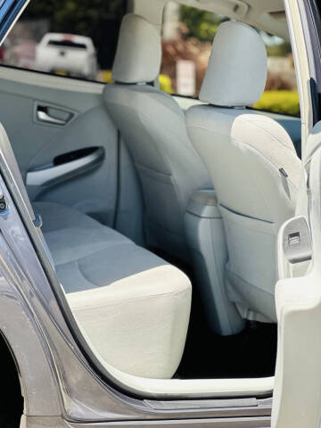 2015 Toyota Prius Four