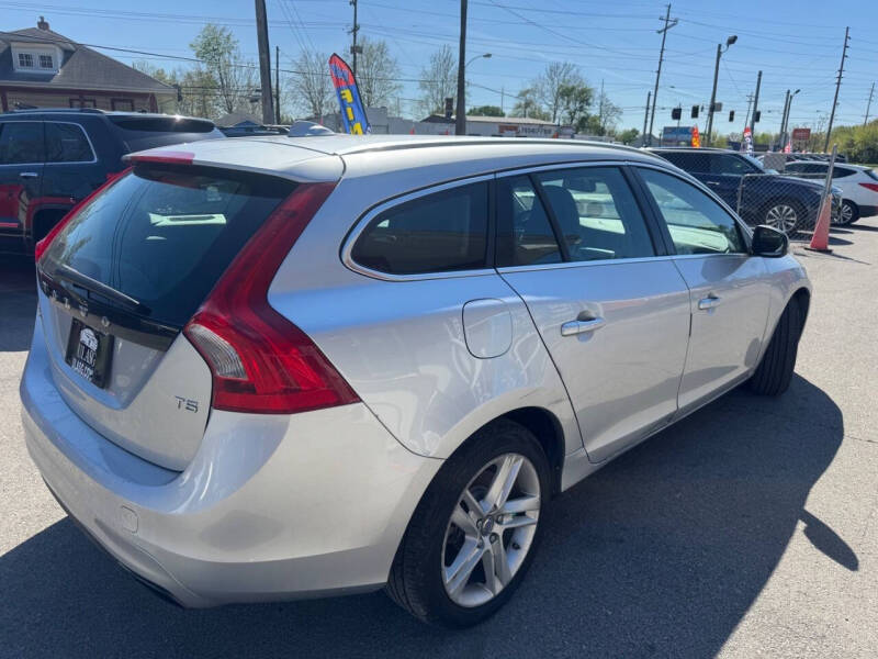 2015 Volvo V60 T5 Drive-E Premier