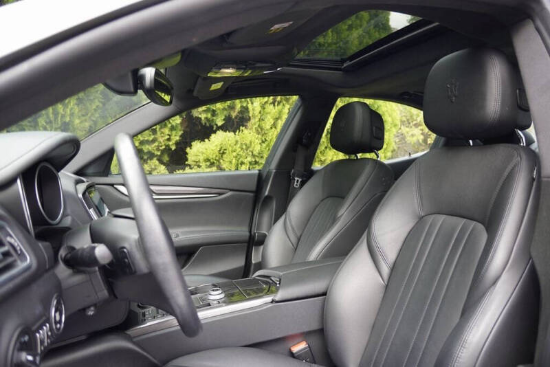 2020 Maserati Ghibli