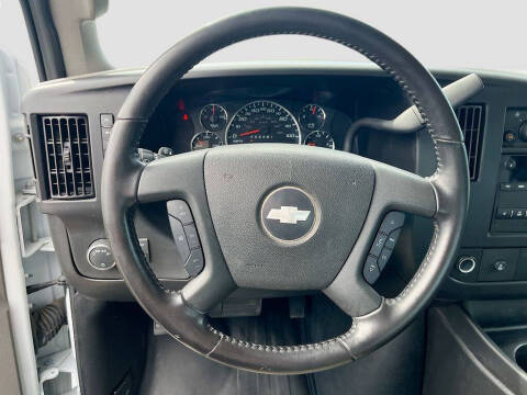 2023 Chevrolet Express 2500