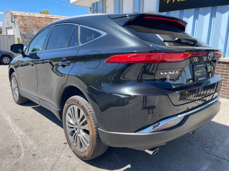2021 Toyota Venza Limited