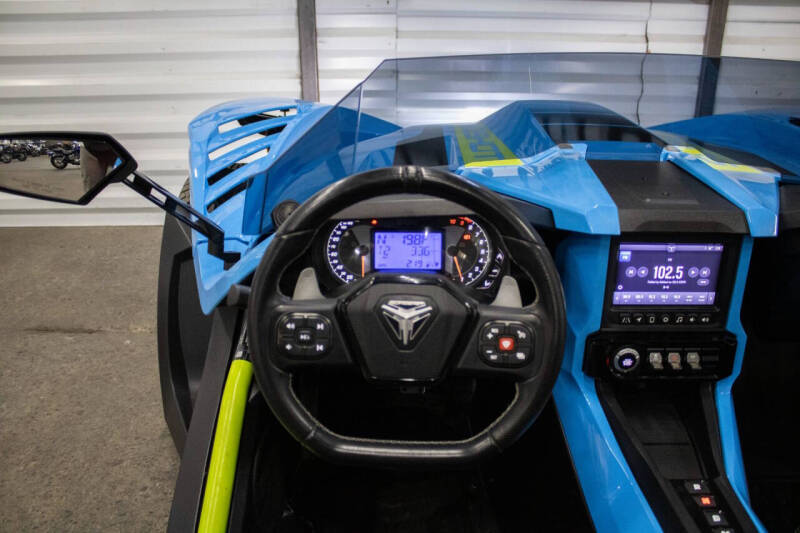 2023 Polaris Slingshot R