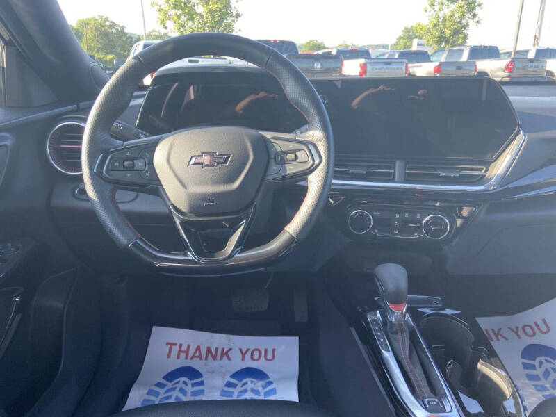 2025 Chevrolet Trax RS