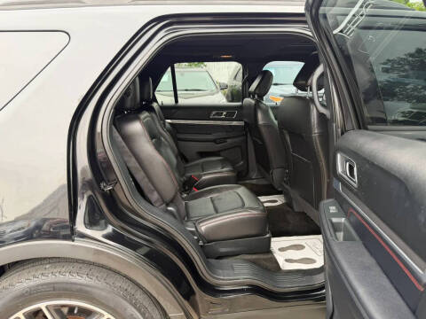 2018 Ford Explorer Sport