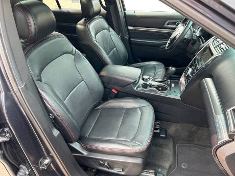 2017 Ford Explorer Sport