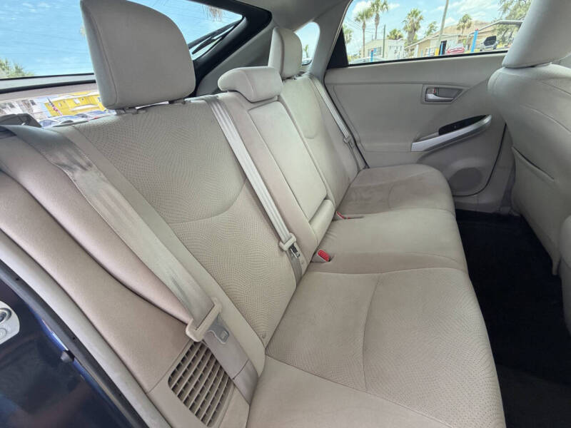 2015 Toyota Prius Three