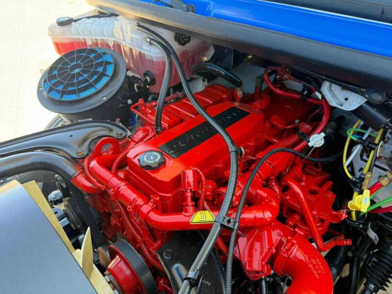 2017 Freightliner M2 106