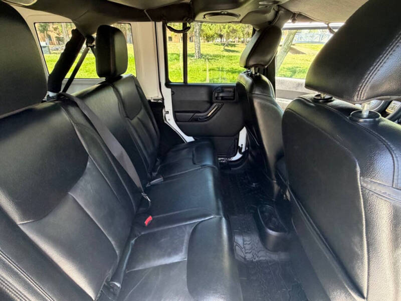 2014 Jeep Wrangler Unlimited Sahara
