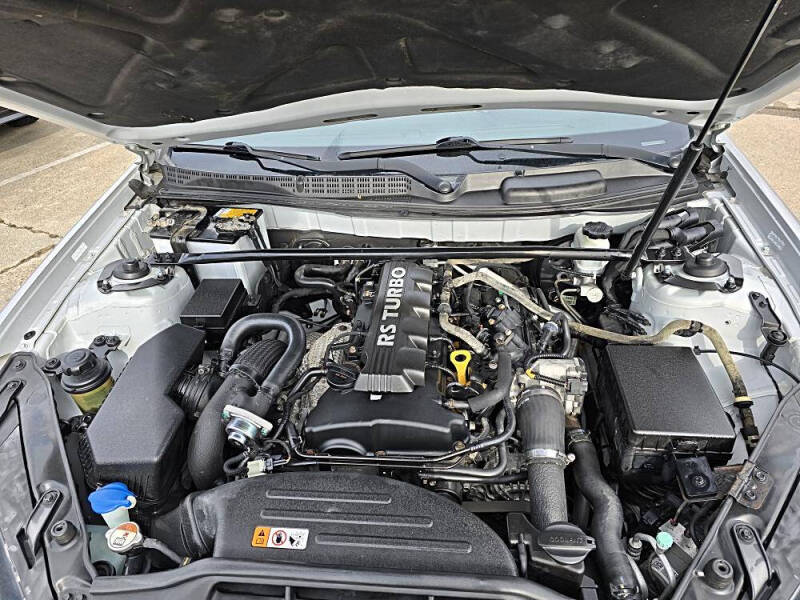 2013 Hyundai Genesis Coupe 2.0T Premium