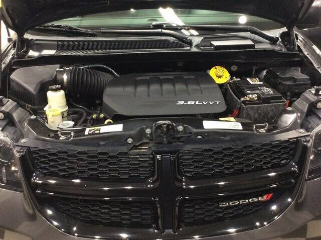 2017 Dodge Grand Caravan SE