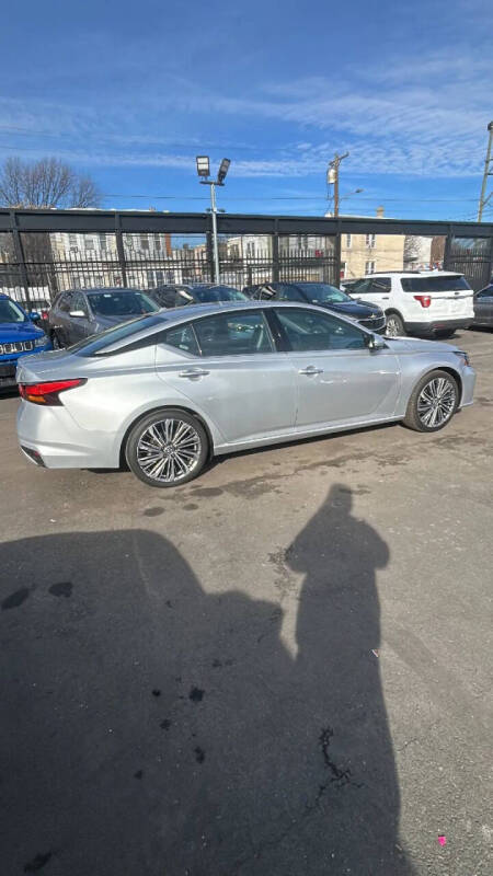 2023 Nissan Altima 2.5 SL