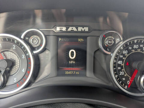2024 RAM 3500 SLT